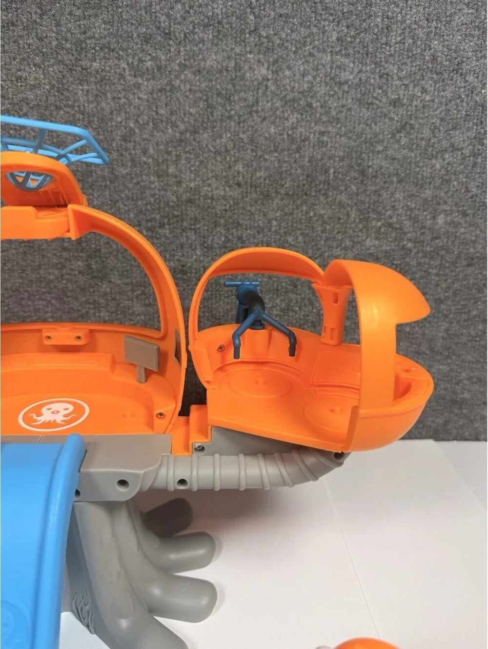 Octonauts Above and Beyond Octopod Playset with 1 Figure And Starfish